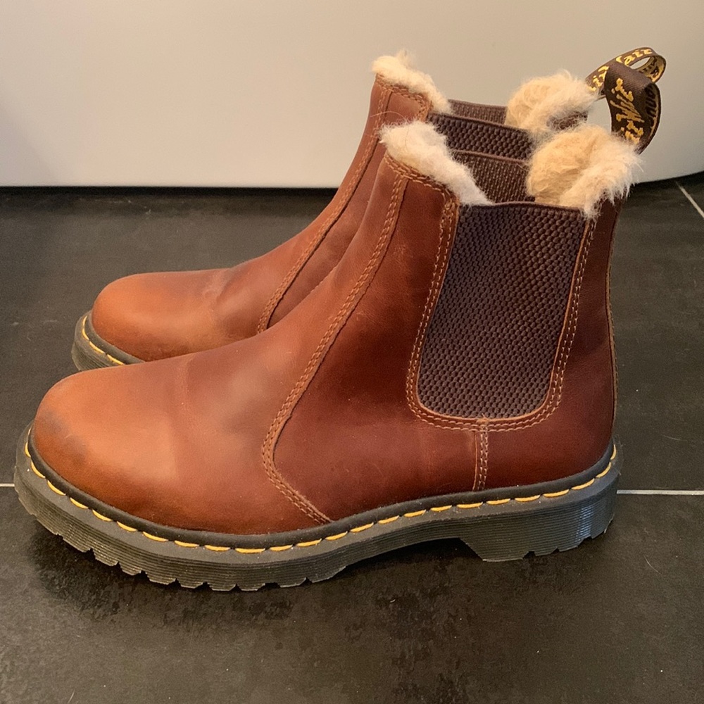 COPY - Doc Martens 2976 Leonore Chelsea boot